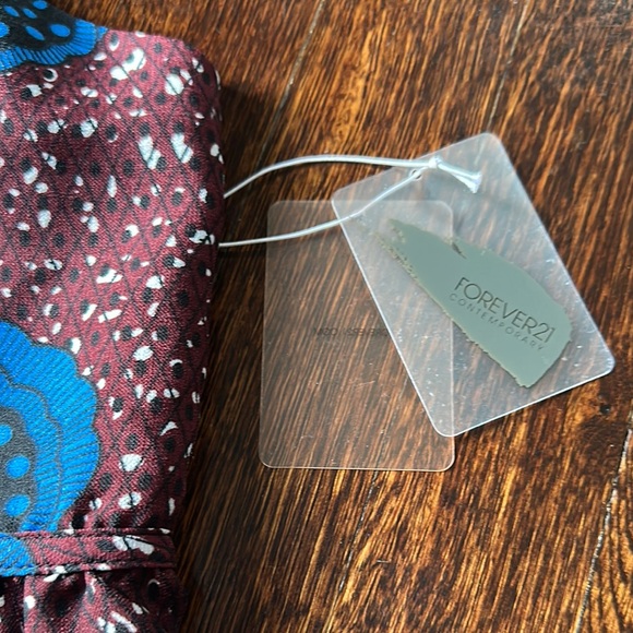 forever 21 Brown and Blue Patterned Dress NWT - Picture 3 of 7